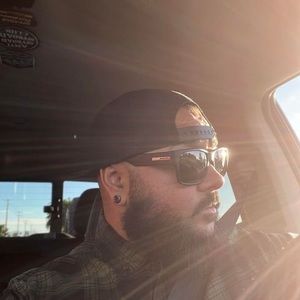 Meet your Posher, Adrian